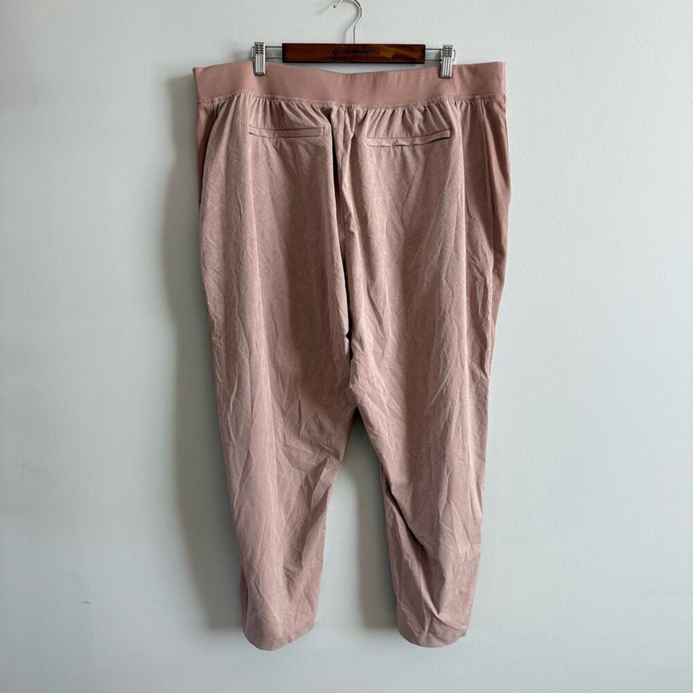 Athleta | Women’s Brooklyn Textured Ankle Pant Grain Camo Mocha Latte Blush Pink - Picture 7 of 10